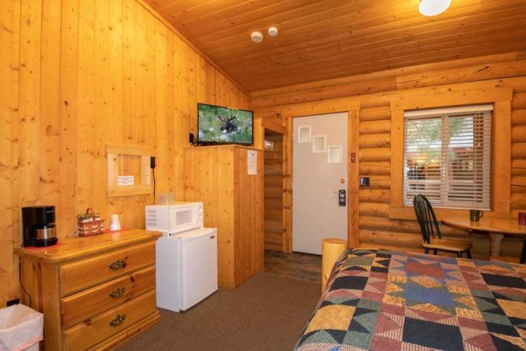 Teton Valley Cabins Дриггс Экстерьер фото